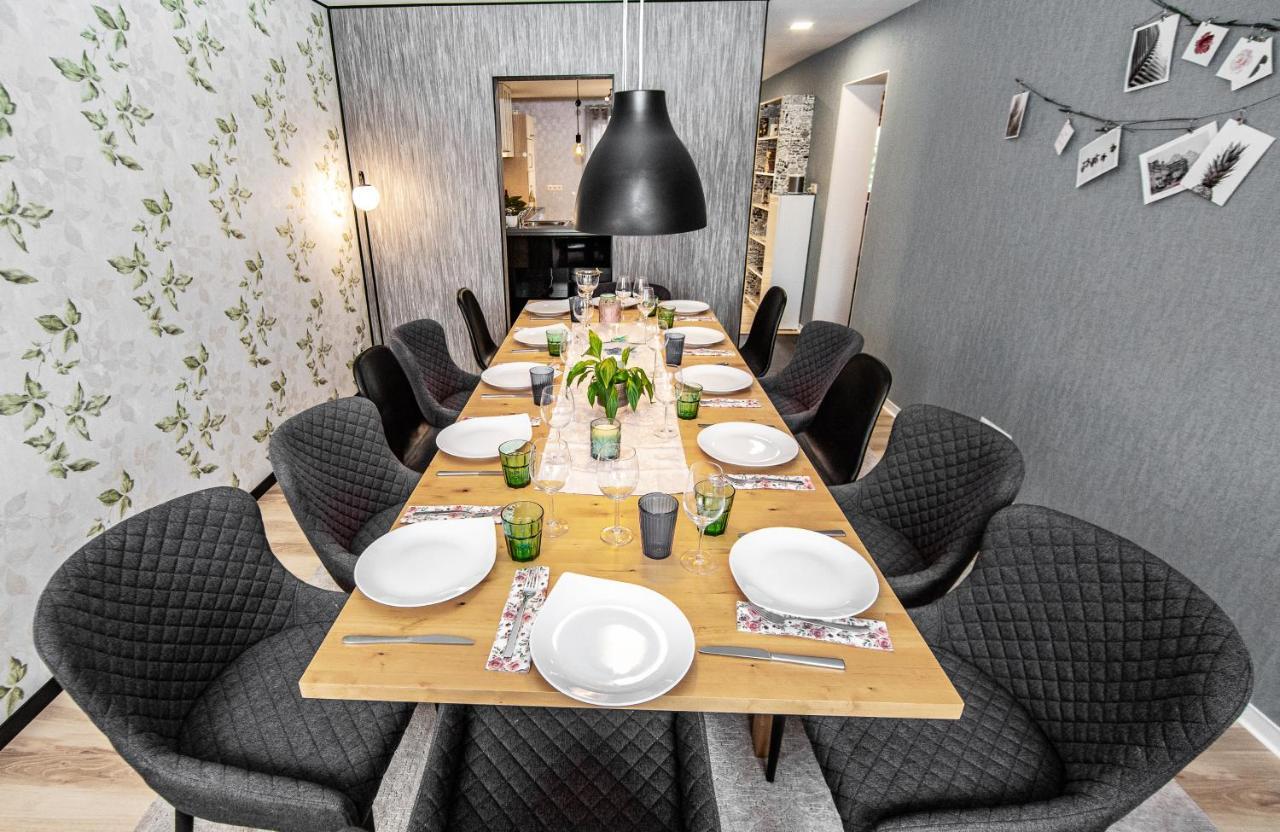 Bookeinfach Bad Ems - Private - Sauna Jacuzzi Whirlpool Swimmingpool Alahna Sup Beachvolleyball Billiards Ping Pong Cinema Theater Music Disco Ball Bbq Und Parkplaetze Exterior foto