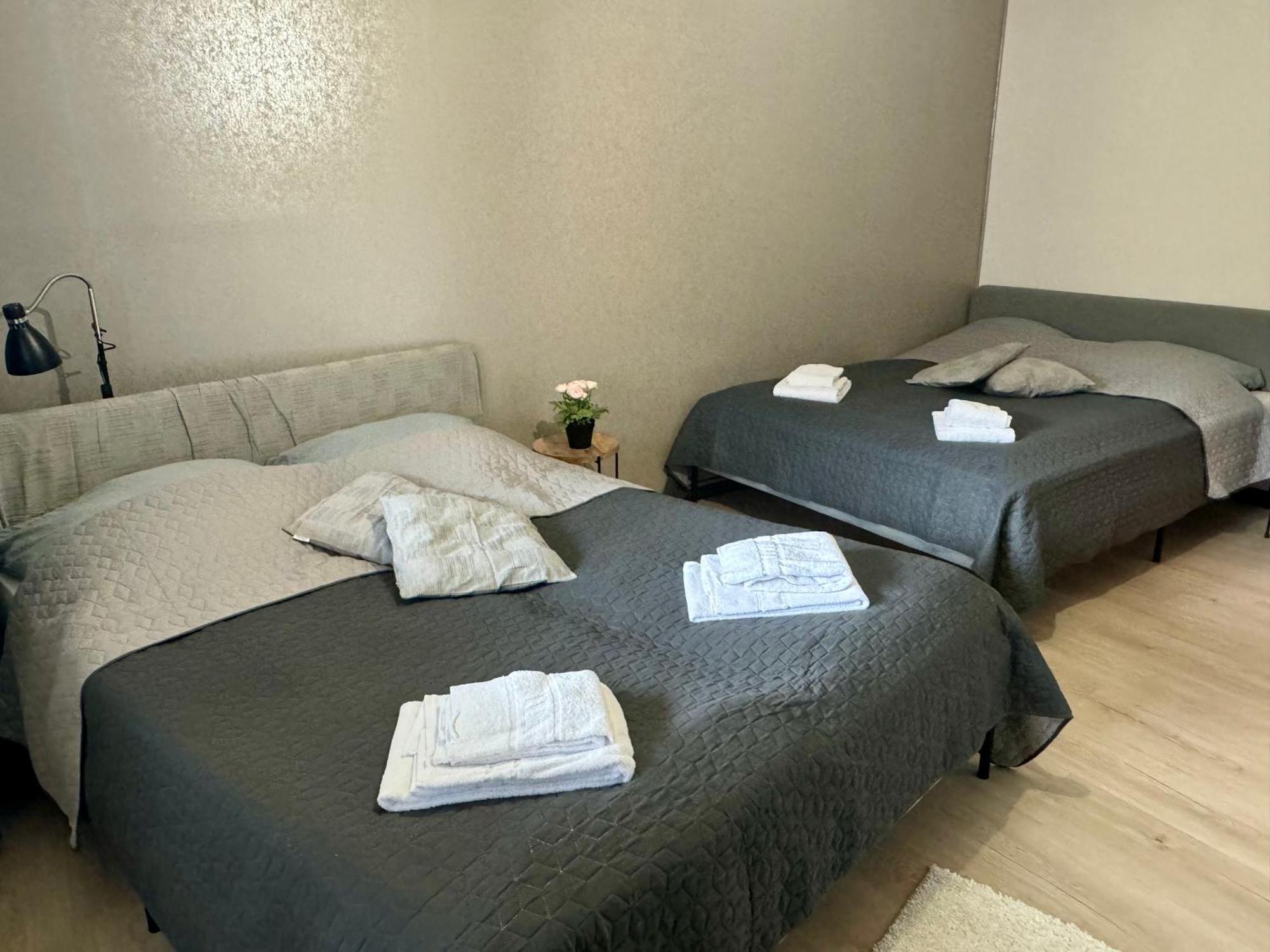 Bookeinfach Bad Ems - Private - Sauna Jacuzzi Whirlpool Swimmingpool Alahna Sup Beachvolleyball Billiards Ping Pong Cinema Theater Music Disco Ball Bbq Und Parkplaetze Exterior foto