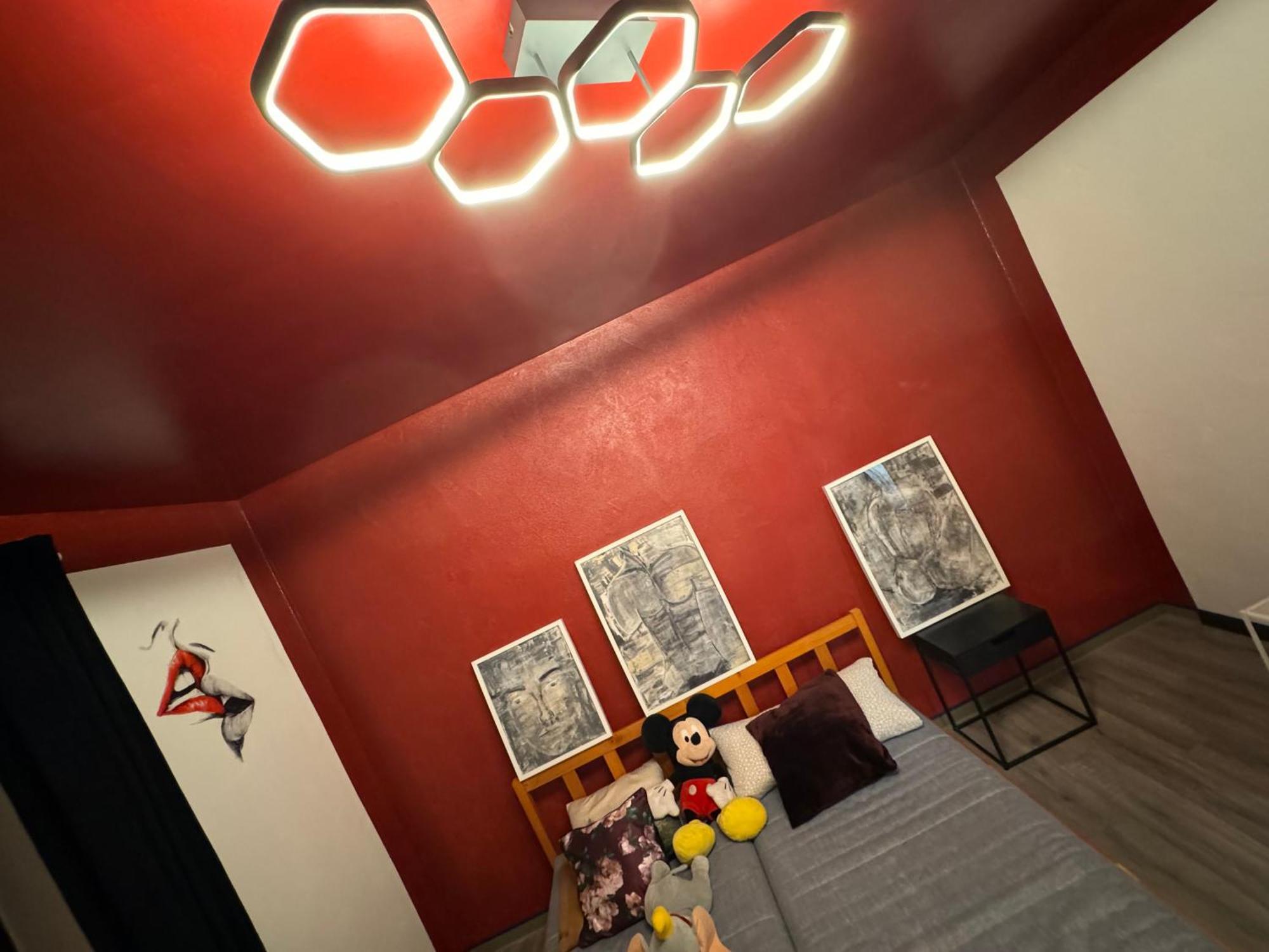 Bookeinfach Bad Ems - Private - Sauna Jacuzzi Whirlpool Swimmingpool Alahna Sup Beachvolleyball Billiards Ping Pong Cinema Theater Music Disco Ball Bbq Und Parkplaetze Exterior foto