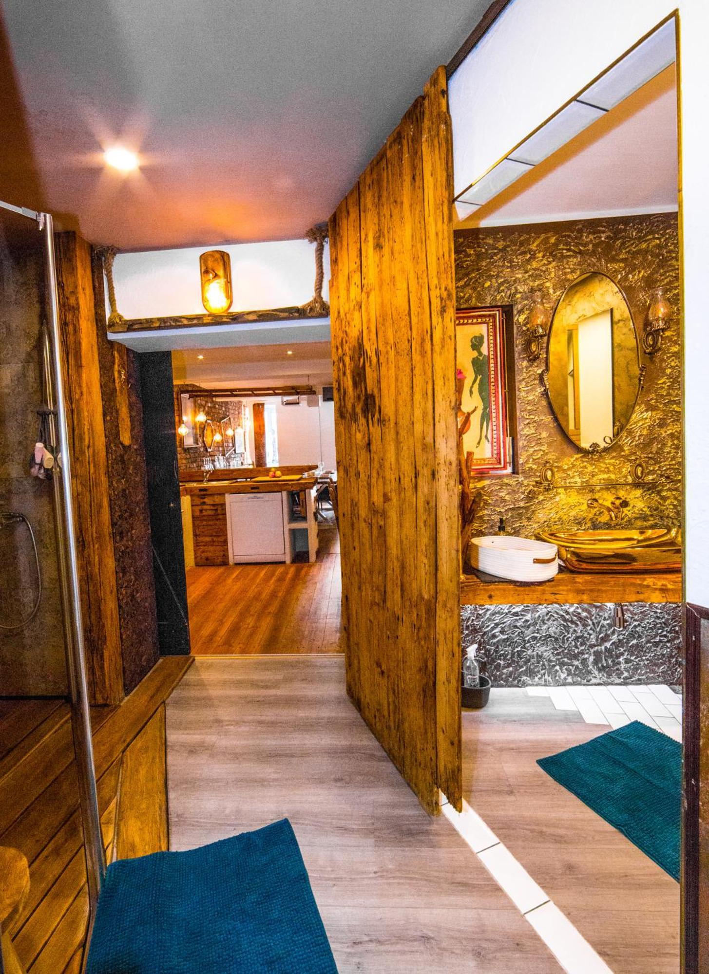 Bookeinfach Bad Ems - Private - Sauna Jacuzzi Whirlpool Swimmingpool Alahna Sup Beachvolleyball Billiards Ping Pong Cinema Theater Music Disco Ball Bbq Und Parkplaetze Quarto foto